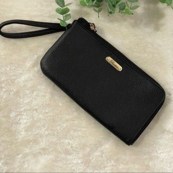 Buxton Wristet Zippered Travel Organize Convenient Pebbled Black - Picture 1 of 13